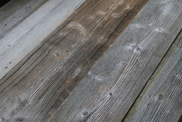 SUROWE Deski ścienne ze starego drewna OWIANE WIATREM