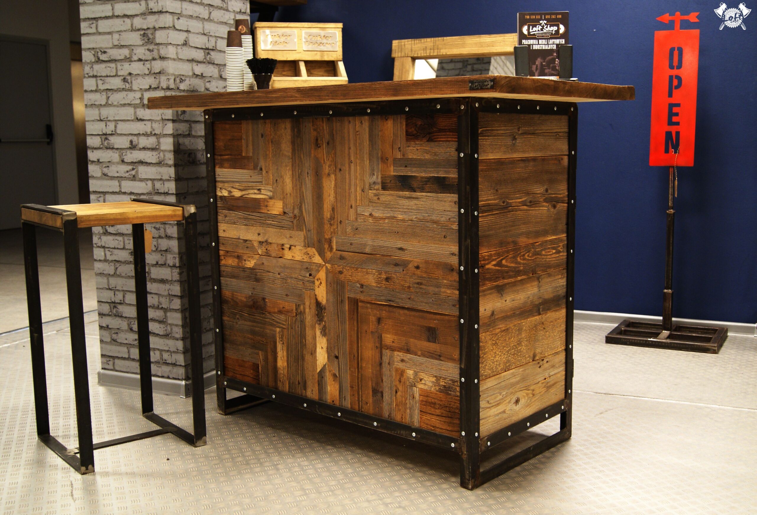 o_2 Island kitchen cabinet made of old wood - Image 1